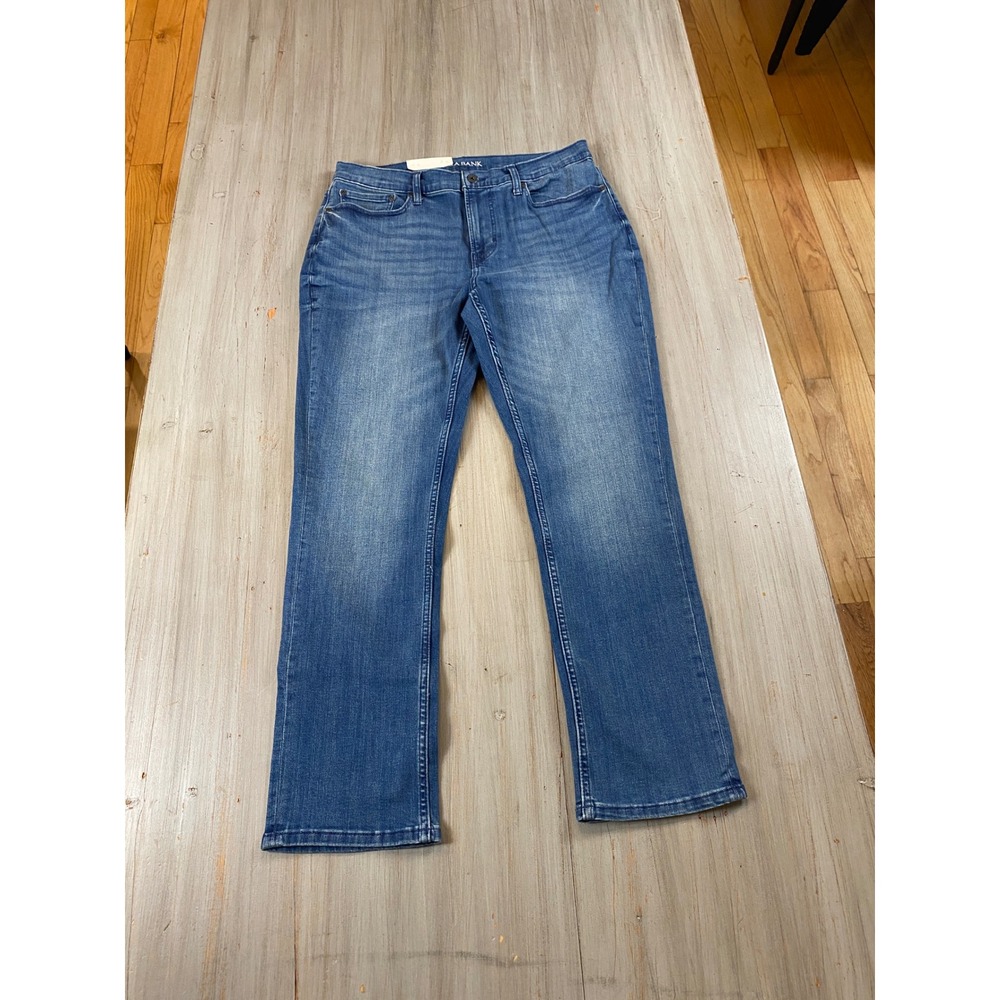 Jos A Bank Tailored Fit Denim Jeans Blue Wash Straight Leg 34x30 NWT